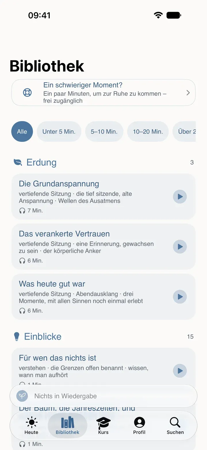 Der Bereich Bibliothek von Sophria auf dem iPhone: „Ein schwieriger Moment?“ frei zugänglich, Filter nach Dauer, dann die Sitzungen nach Familien geordnet.